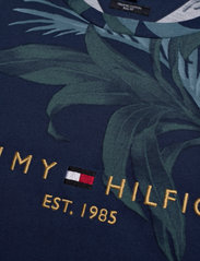 Tommy Hilfiger - PALM FLORAL TOMMY LOGO TEE - t-shirts - desert sky/multi - 3