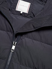 tommy hilfiger penny insulation down coat