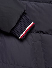 tommy hilfiger penny insulation down coat