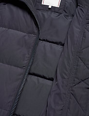 tommy hilfiger penny insulation down coat