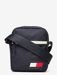 tommy hilfiger city slim computer bag