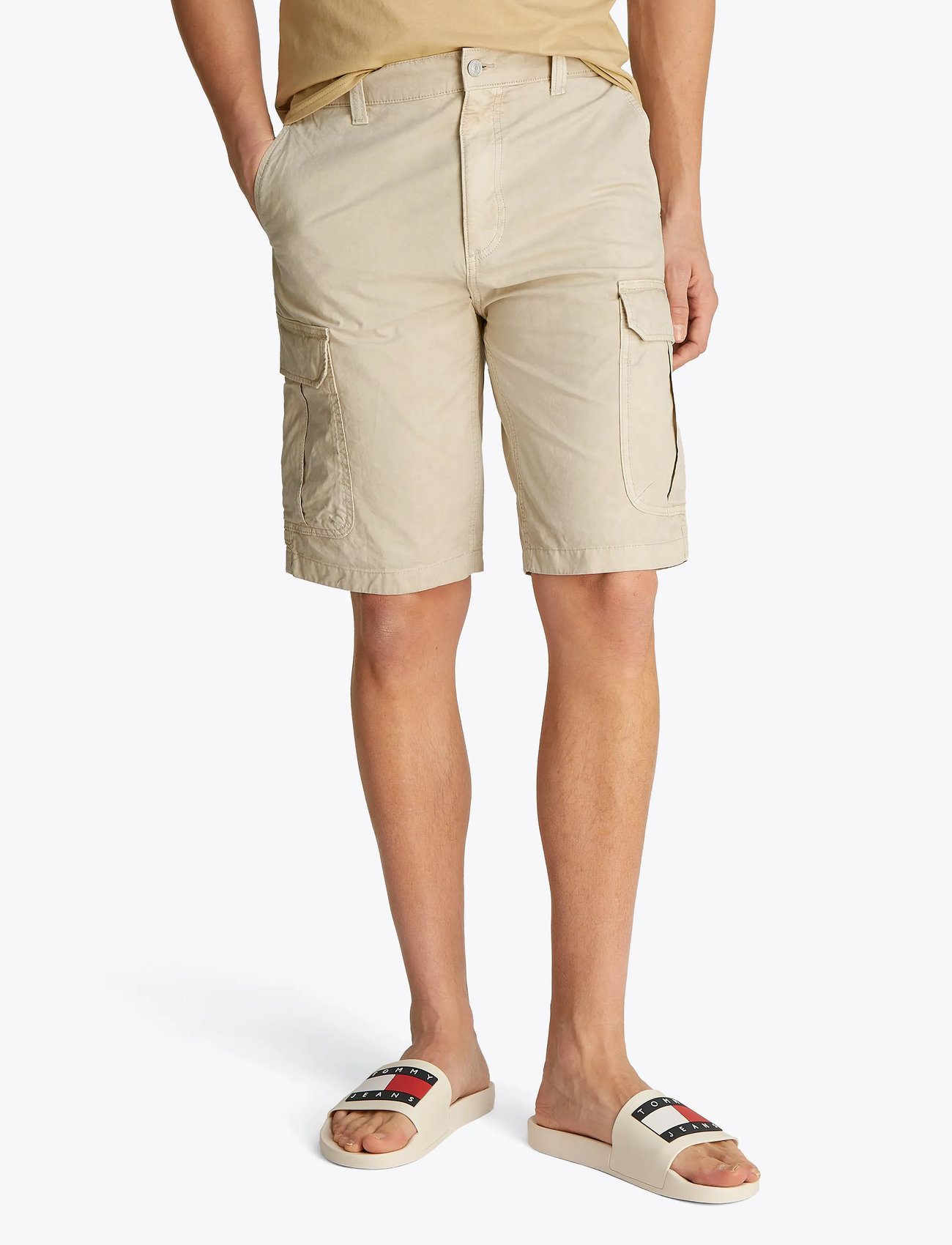 Tommy Jeans Tjm Otis Twill Reg Cargo Short, 30, Cream, Shorts > Cargo Shorts, Herre