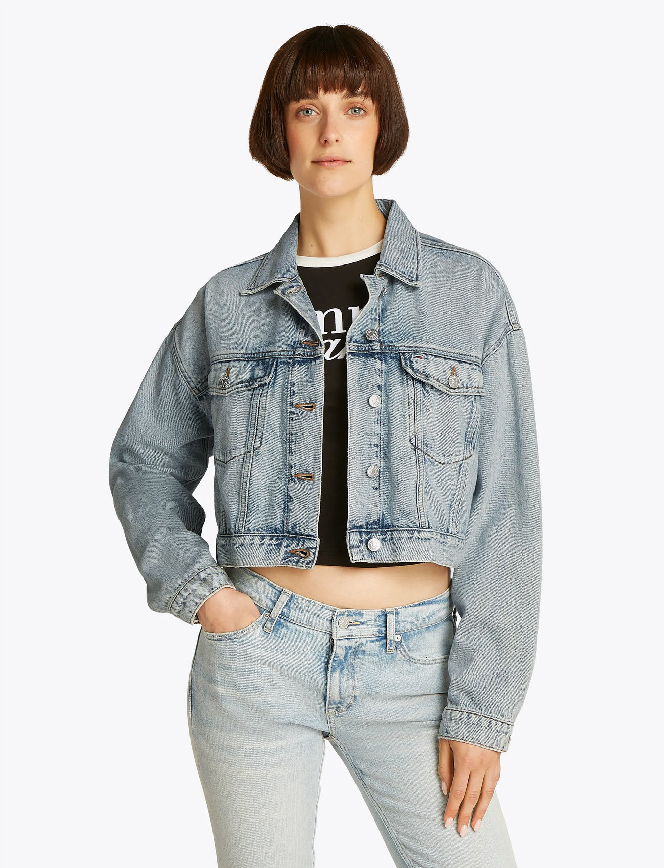 Tommy Jeans Ovsz Crop Trucker Jacket Bi6012, S, Blue, Jakker > Denim, Dame