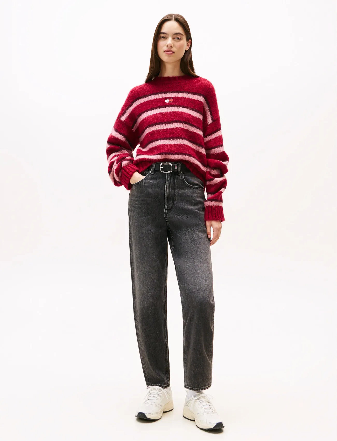 Tommy Jeans Mom Jean Uh Tpr Bi0187, 28 x 30, Grey, Jeans > Tapered Jeans, Dame