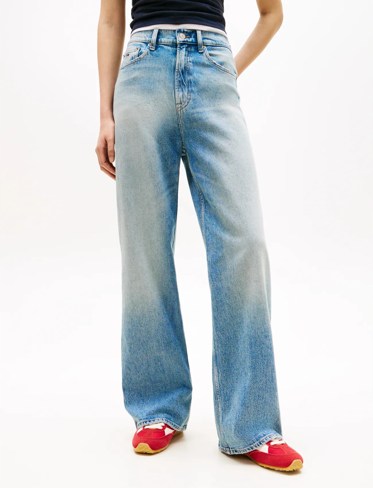 Tommy Jeans Claire Hr Wd Bj6136, 32 x 32, Blue, Jeans > Vidde, Dame