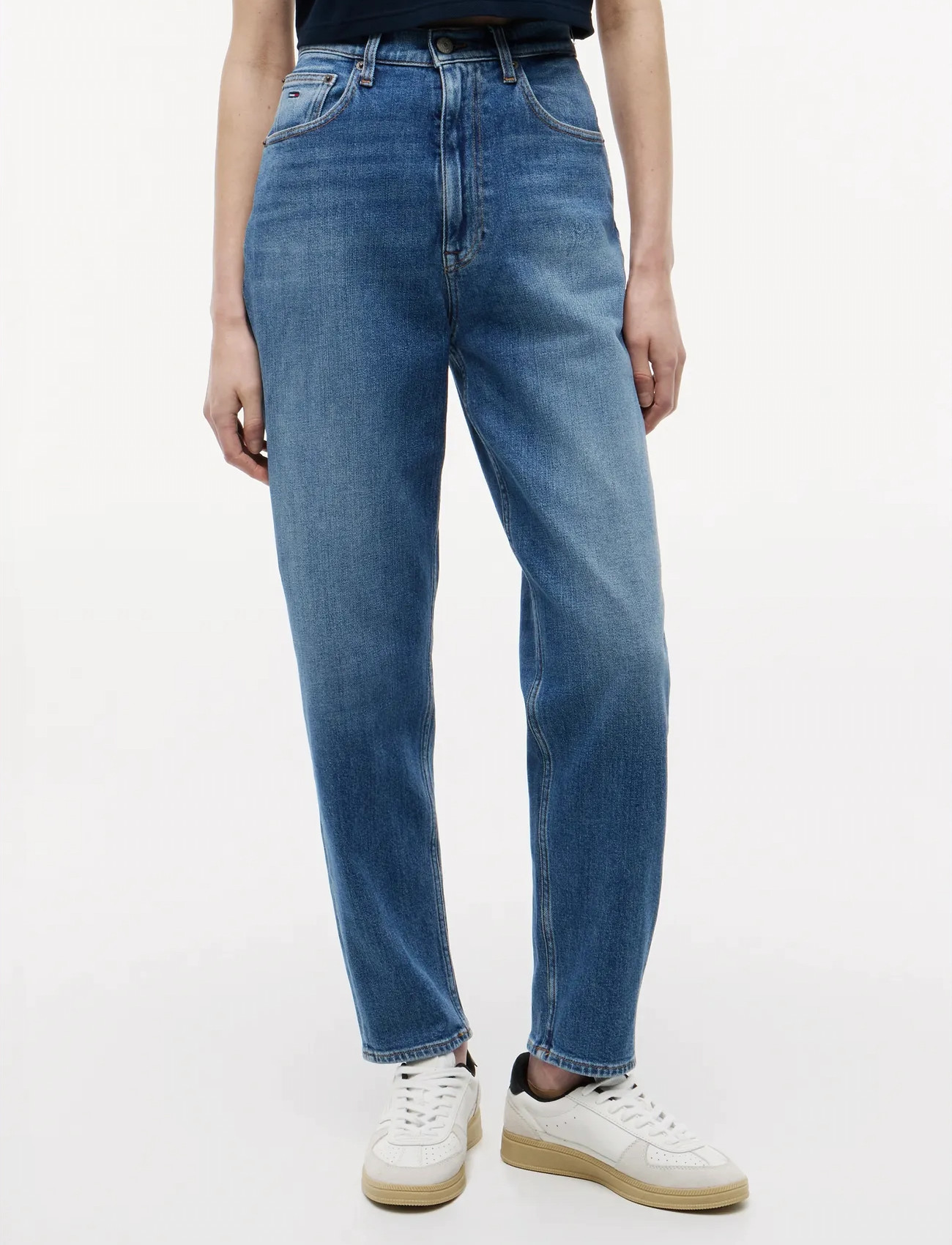 Tommy Jeans Mom Jean Uh Tpr Bi0134, 32 x 32, Blue, Jeans > Mor-Jeans, Dame
