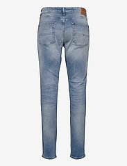 tommy jeans slim tapered austin