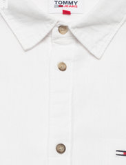 Tommy Jeans - TJM LINEN BLEND SPRING SHIRT - basic shirts - white - 2