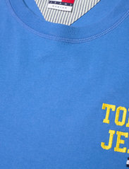 Tommy Jeans - TJM CHEST LOGO TEE - t-shirts - electric aqua - 2