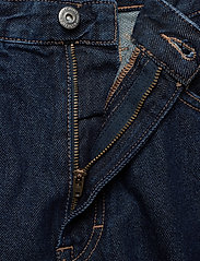 high rise tapered tj 2004