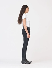 Tomorrow Hepburn Hw Mom Original Black 