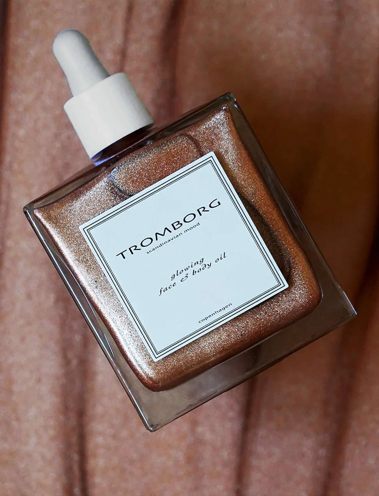 Tromborg Glowing Body & Face Oil, 100 ml, Brown, Ansigt > Ansigtsolier, Dame
