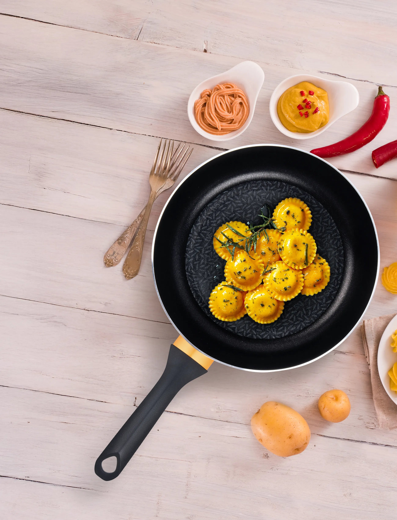 TVS Zenzero Frypan 24cm, Ø 24 cm, Black, Gryder Og Pander > Woks, Unisex