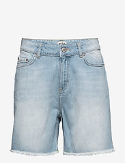 Mika Shorts - LIGHT BLUE DENIM