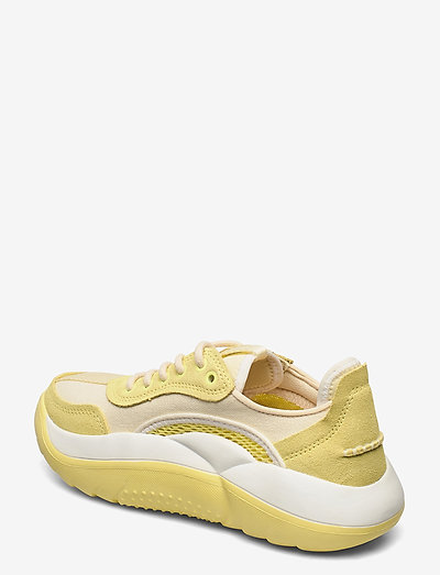 la cloud low sneaker