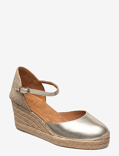 UNISA Caceres_21_lmt (Platino), (58.44 €) | Large selection of outlet-styles  | Booztlet.com
