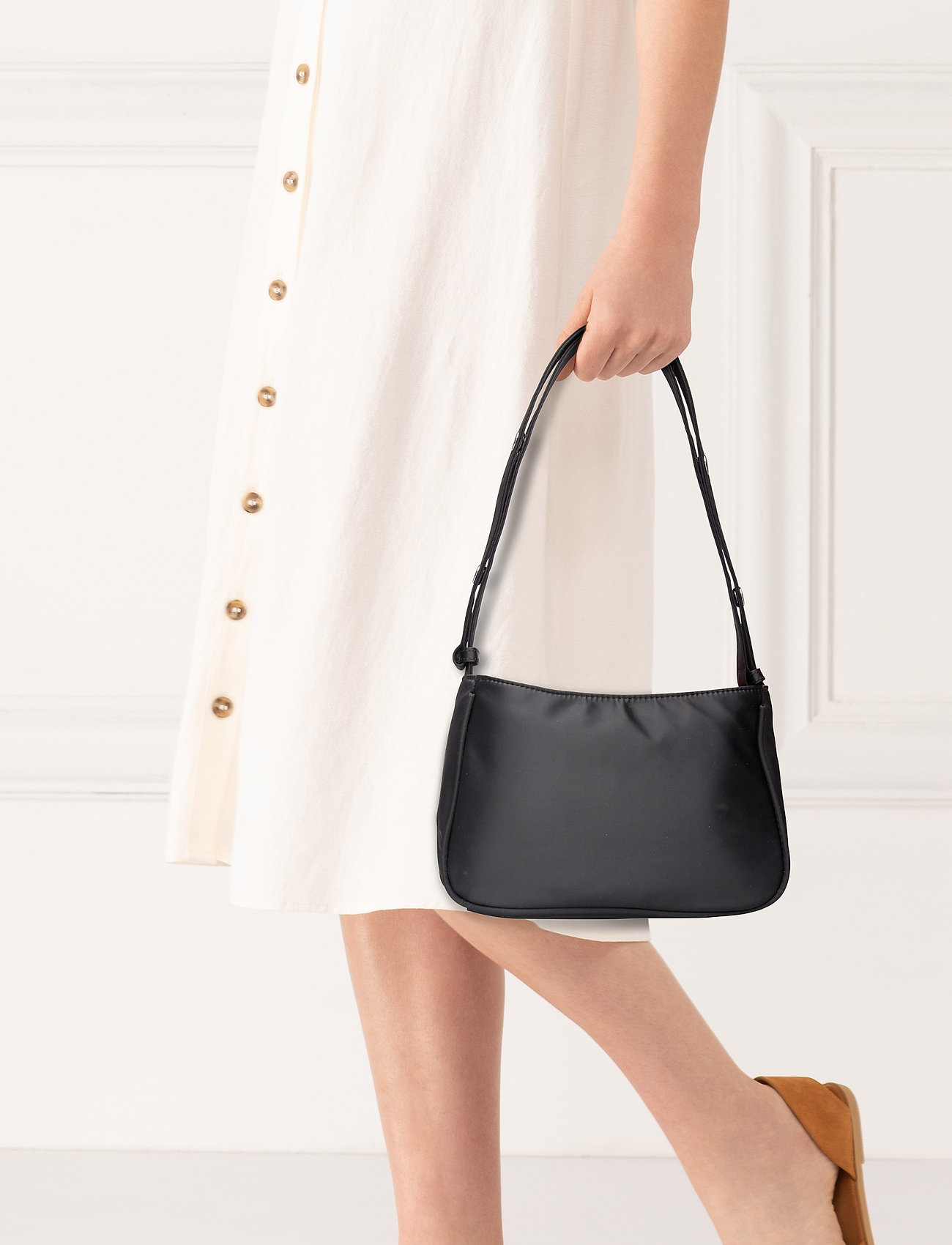 Unlimit Shoulder Bag Kerry (Black) (399.20 kr) Unlimit Unlimit Shoulder Bag Kerry (Black) (399.20 kr) Unlimit