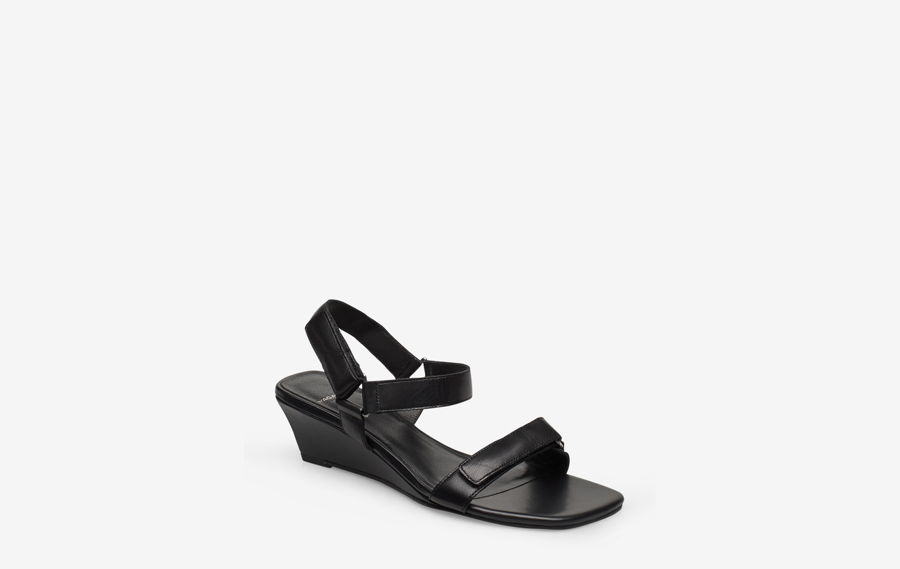 Vagabond NELLIE - Sandaletter med kilklack - black Vagabond NELLIE - Sandaletter med kilklack - black