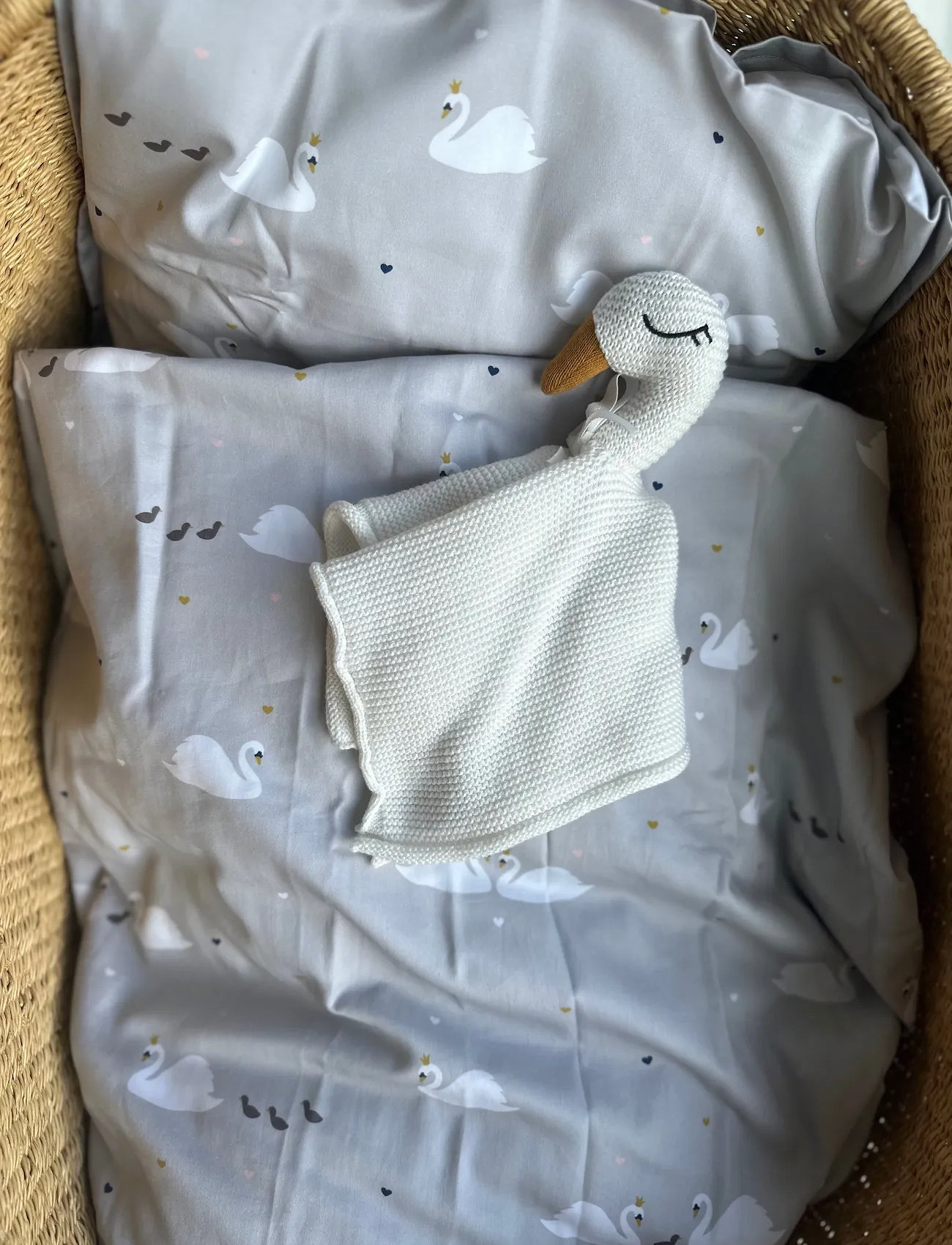 Vanilla Copenhagen Sengetøj - Junior - Swandersen, 100X 140 cm/40X 45 cm, Grey, Søvntid > Sengesæt, Børn