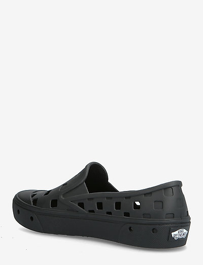 vans ua trek slip on