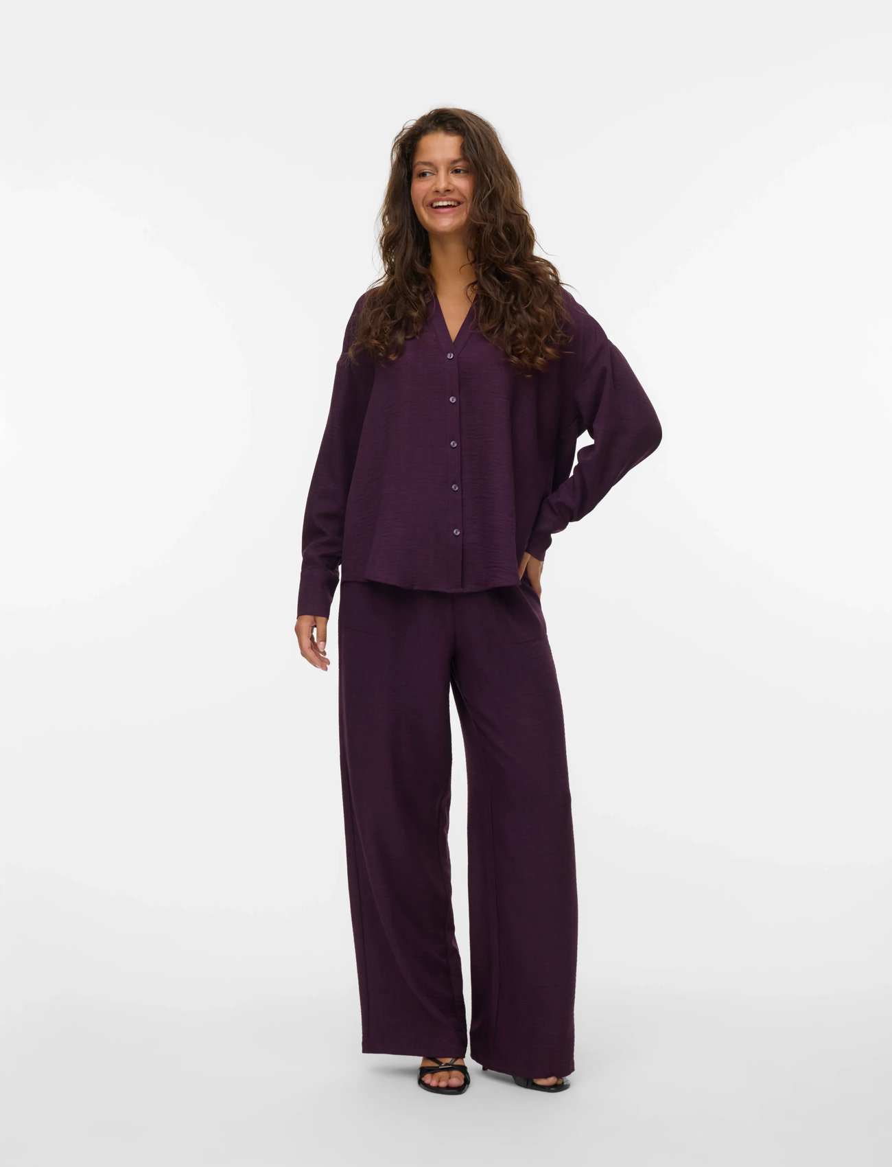 Vero Moda Vmmelaney Hw Loose Pant Wvn Noos, S, Purple, Bukser > Brede Ben, Dame
