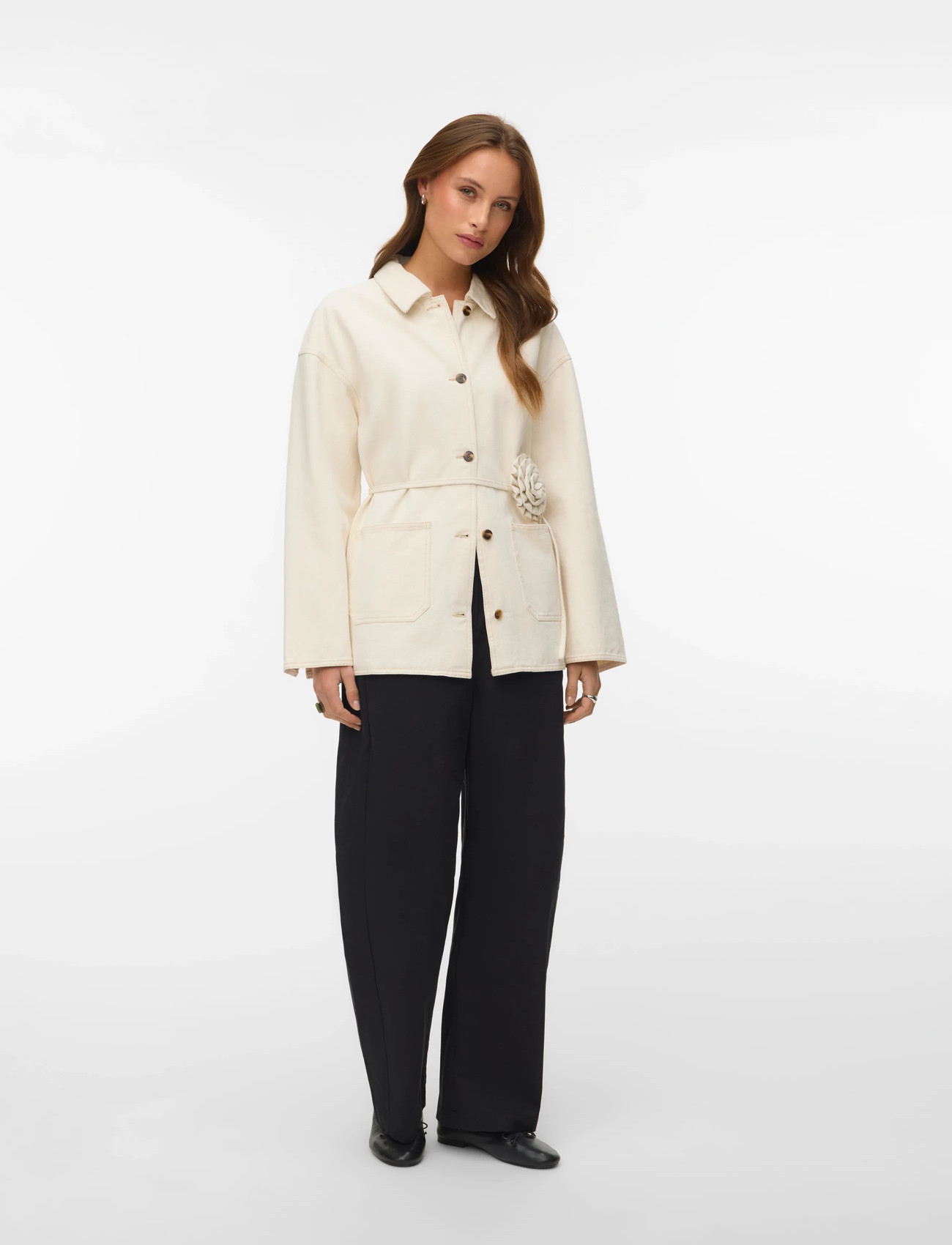 Vero Moda Vmsazzy Ls Rose Belt Dnm Jakcet, XL, Cream, Jakker > Denim, Dame