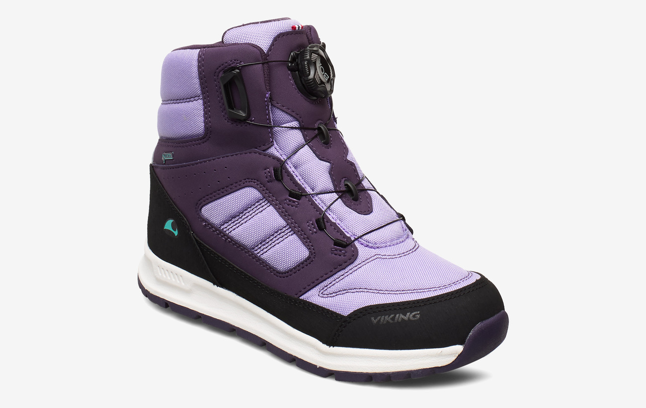aubergine coloured shoes