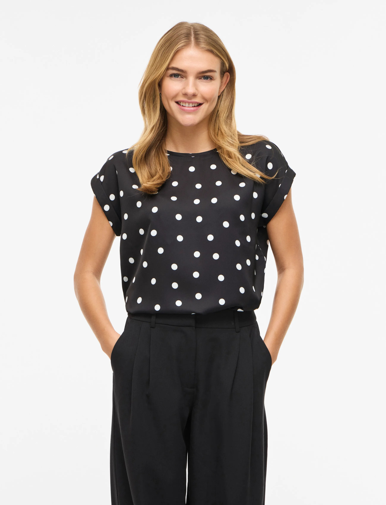 Vila Viellette S/S Full Satin Top - Noos, 38, Black, Bluser > Kortærmede, Dame