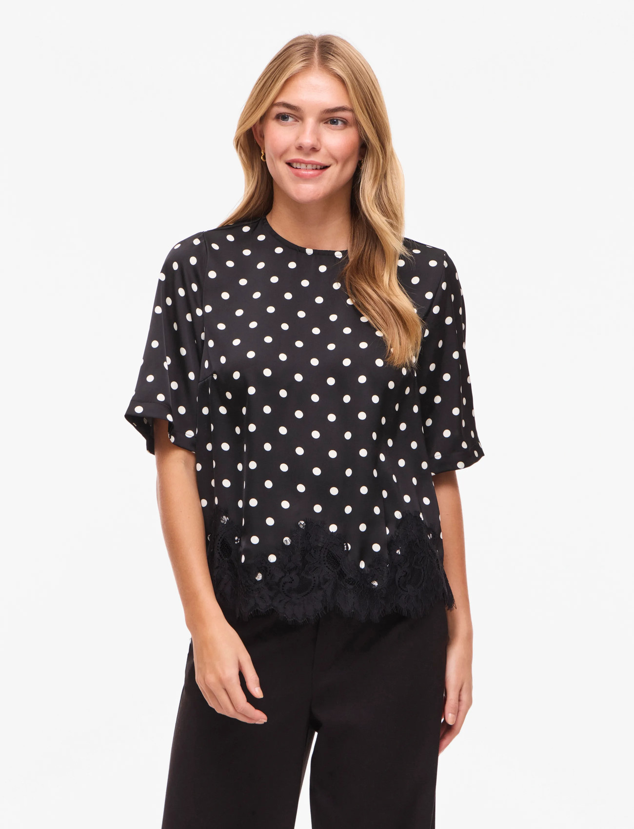 Vila Vidota 2/4 Lace Top, 38, Black, T-Shirts & Toppe > Kortærmede, Dame