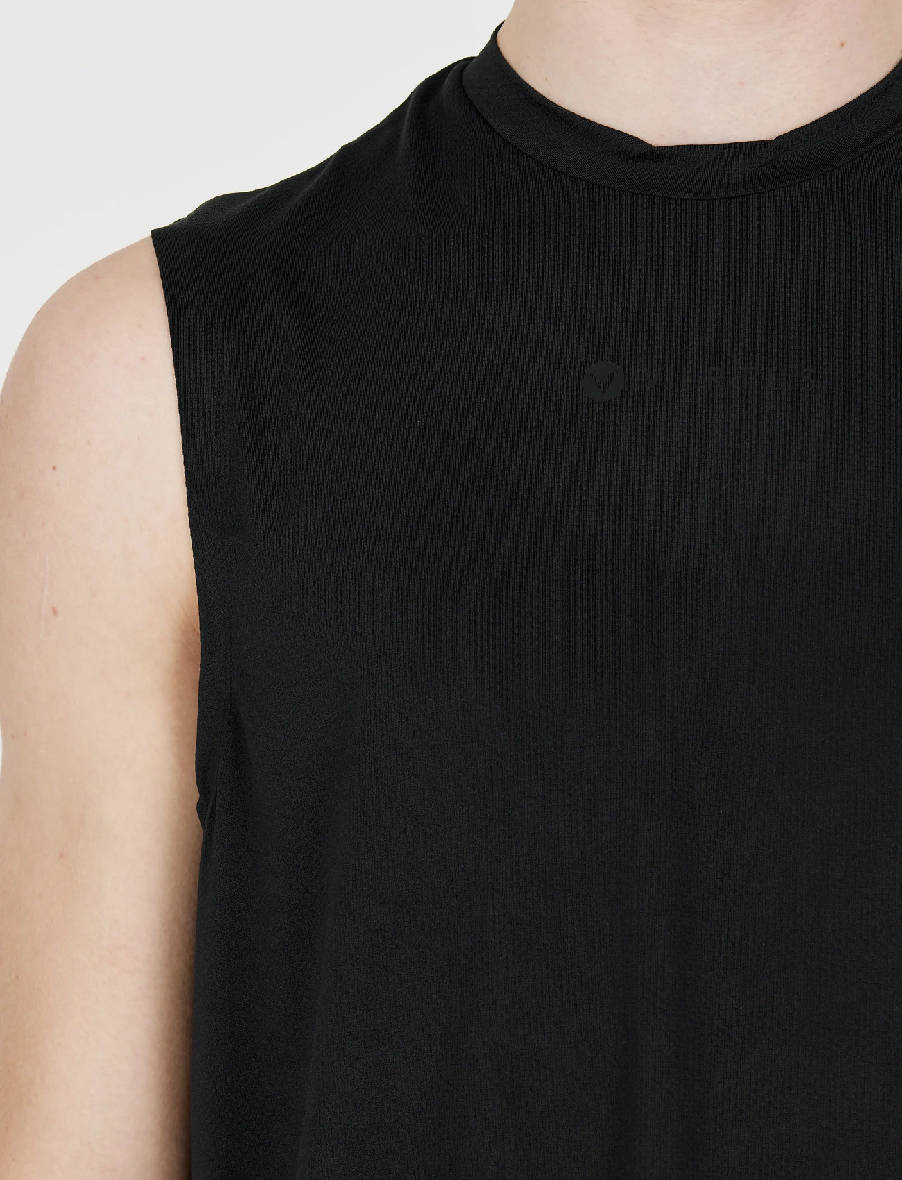 Virtus Roger V2 M Hyperstretch Sleeveless, XXL, Black, Sport Overdele > Sport Tank Overdele, Herre