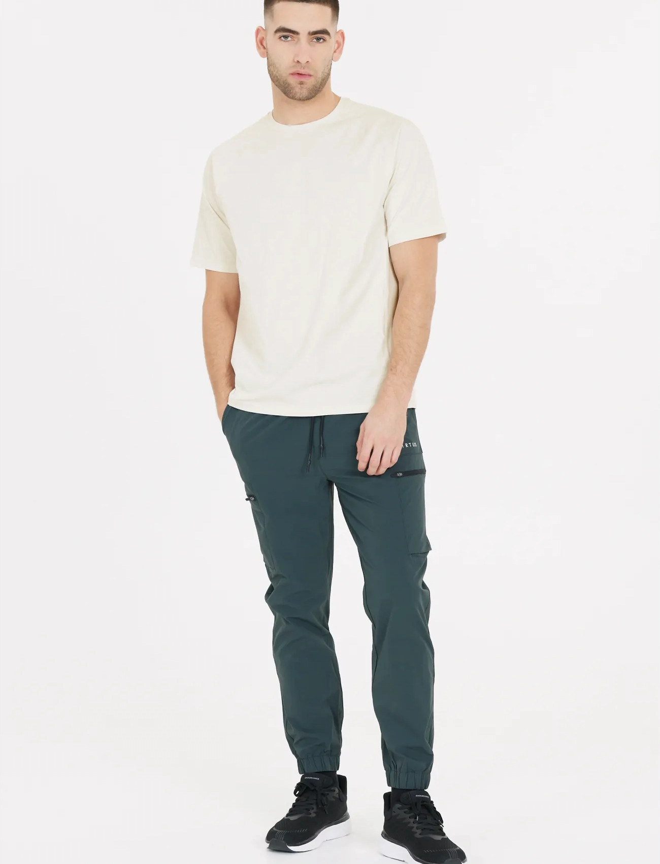 Virtus Kaleb M Logo S/S Tee, XL, Cream, Sport Overdele > Sport T-shirts, Herre