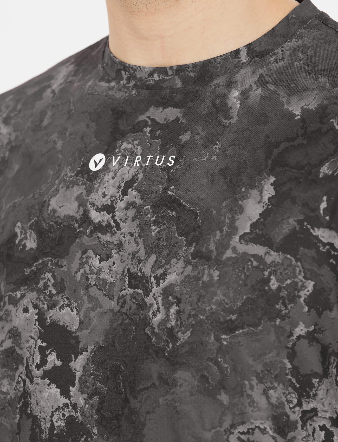 Virtus Callum M Printed S/S Tee, L, Black, Sport Overdele > Sport T-shirts, Herre