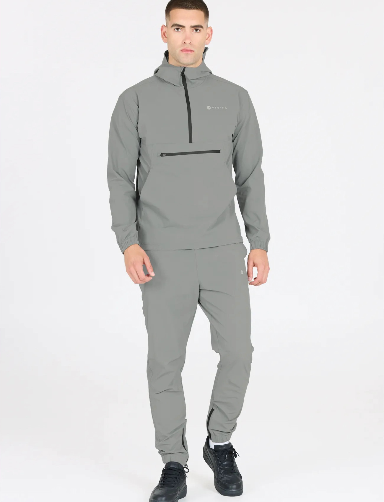 Virtus Jayson M Performance Anorak, M, Grey, Sport Jackets > Sport Anoraks, Herre