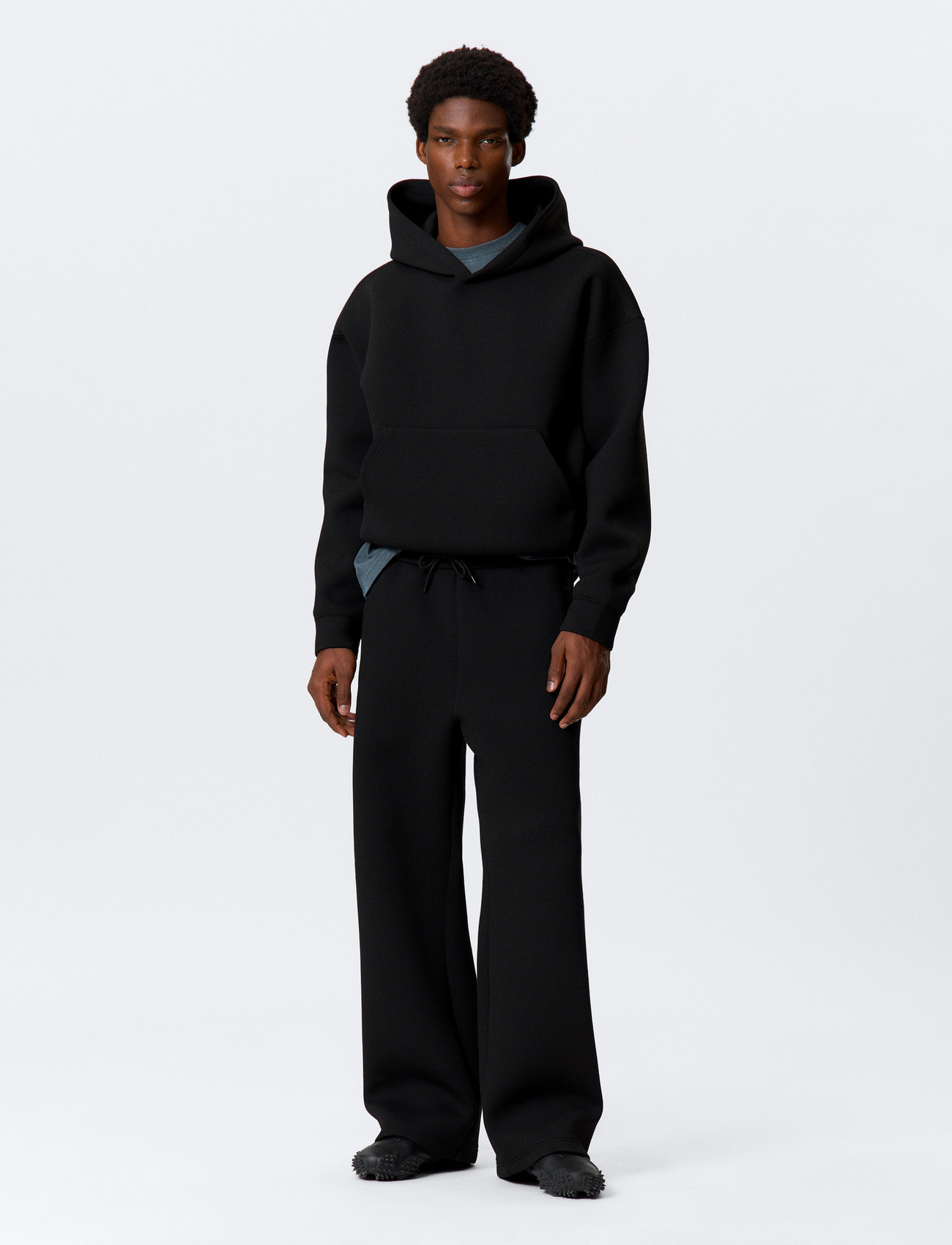 Weekday Loose Fit Scuba Sweatpants, L, Black, Underdele > Joggingbukser, Herre