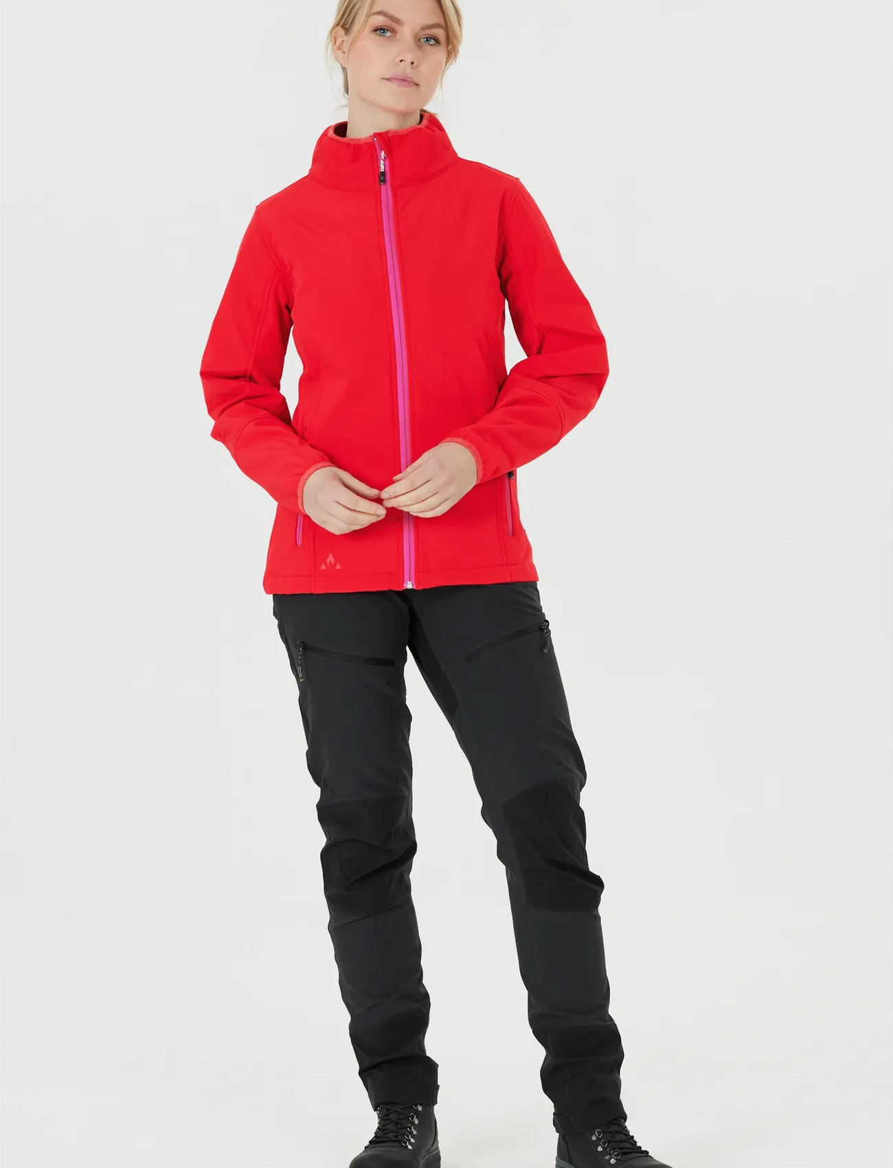 Whistler Covina W Softshell Jacket W-Pro 800, 42, Red, Sport Jackets > Sport Outdoor Jackets, Dame