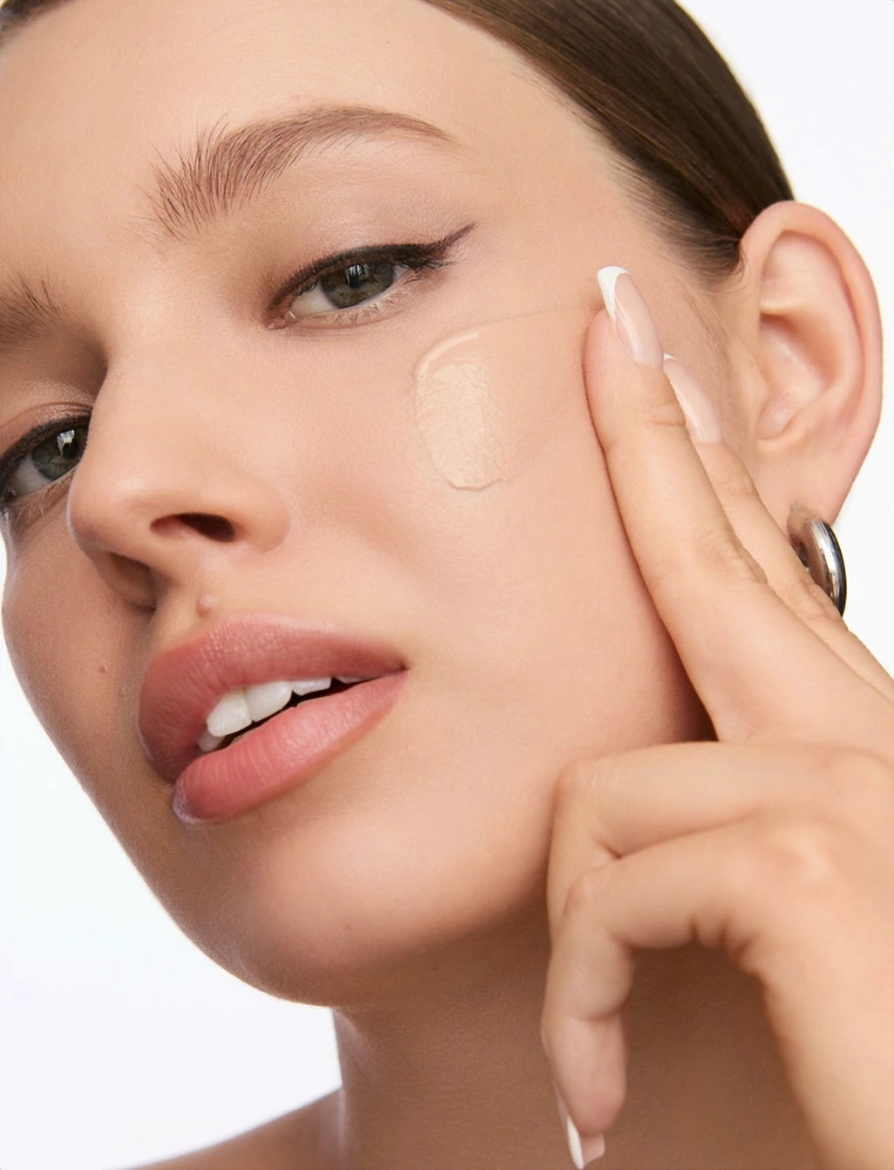 Wonderskin Hyper Bond All-Day Stay Serum Foundation, 30 ml, Ansigt > Foundation, Dame
