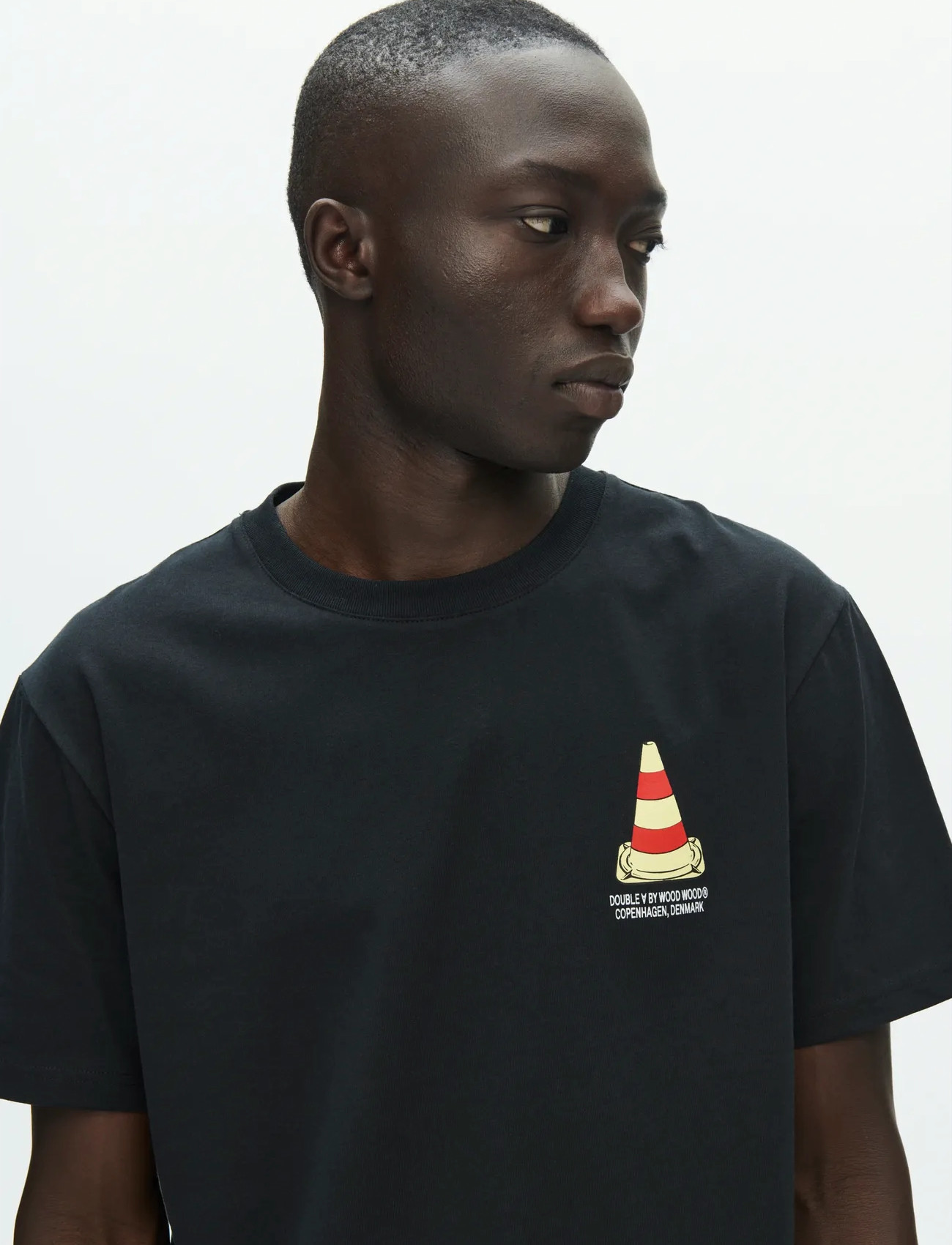 WOOD WOOD Wwace Tee Cone 25220, S, Black, T-Shirts > Kortærmede, Herre