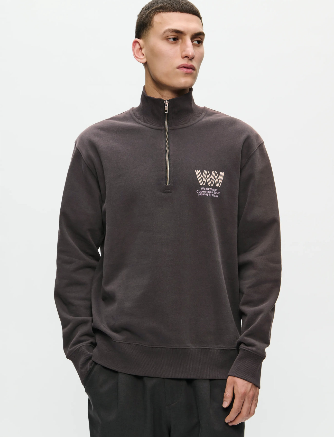 WOOD WOOD Wwjack Half Zipper Corp 25211, XXL, Black, Sweatshirts & Hættetrøjer > Sweatshirts, Herre