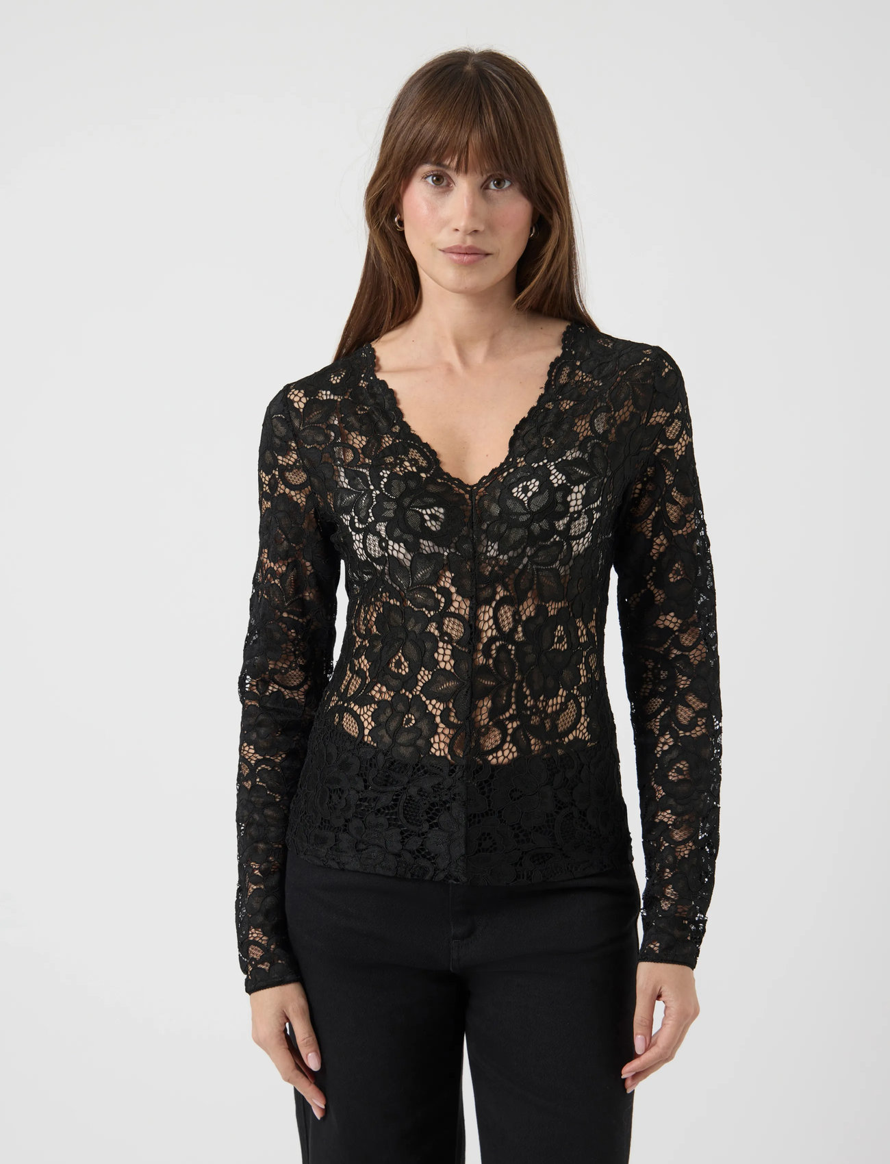YAS Yaslacey Ls V-Neck Lace Top S. Noos, M, Black, T-Shirts & Toppe > Langærmede, Dame