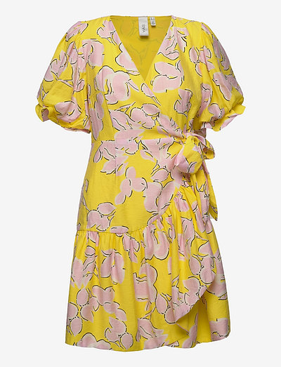 YASMISO 2/4 WRAP DRESS S. - sukienki letnie - blazing yellow