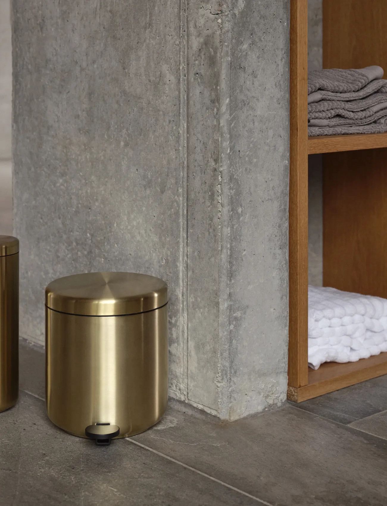 Zone Denmark Pedalspand Ume, 4 L, Gold, Opbevaring > Papirkurve, Unisex