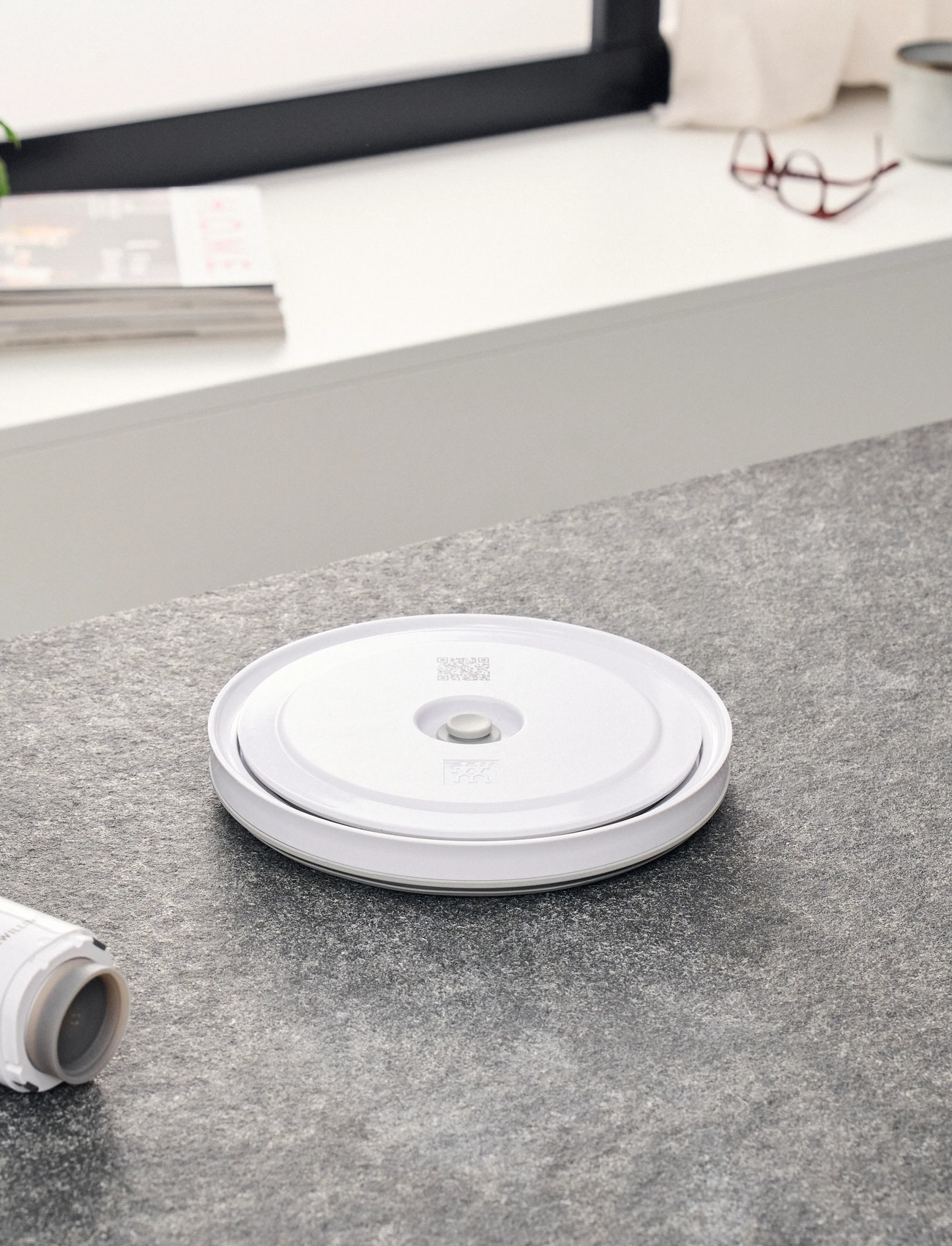 Zwilling Fresh & Save Vakuumlock Till Skål M 18 cm, Vit, One Size, White, Køkkenopbevaring > Kasser Og Beholdere, Unisex
